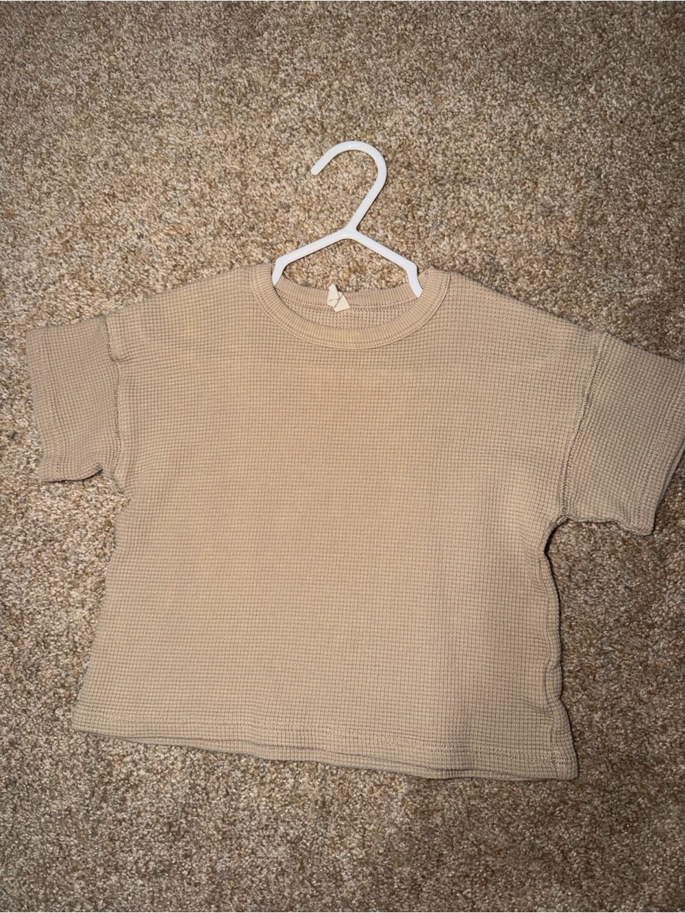 Quincy Mae Short Sleeve Waffle Tee in Beige